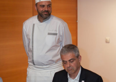 Deux chefs réunis dans la même salle ! C’est aussi l’heure du vote pour l’invité d’honneur Jean-Philippe Gatien.